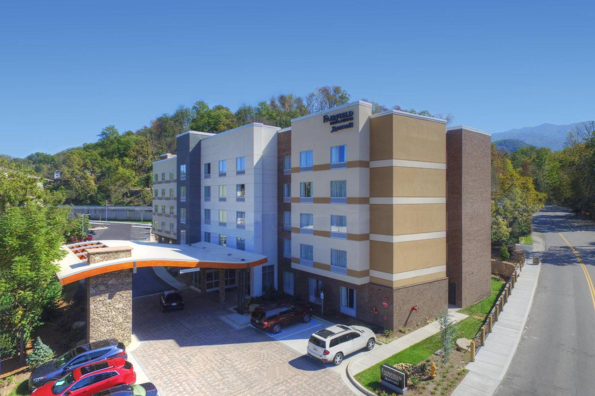 Fairfield Inn & Suites By Marriott Gatlinburg Downtown Exterior foto
